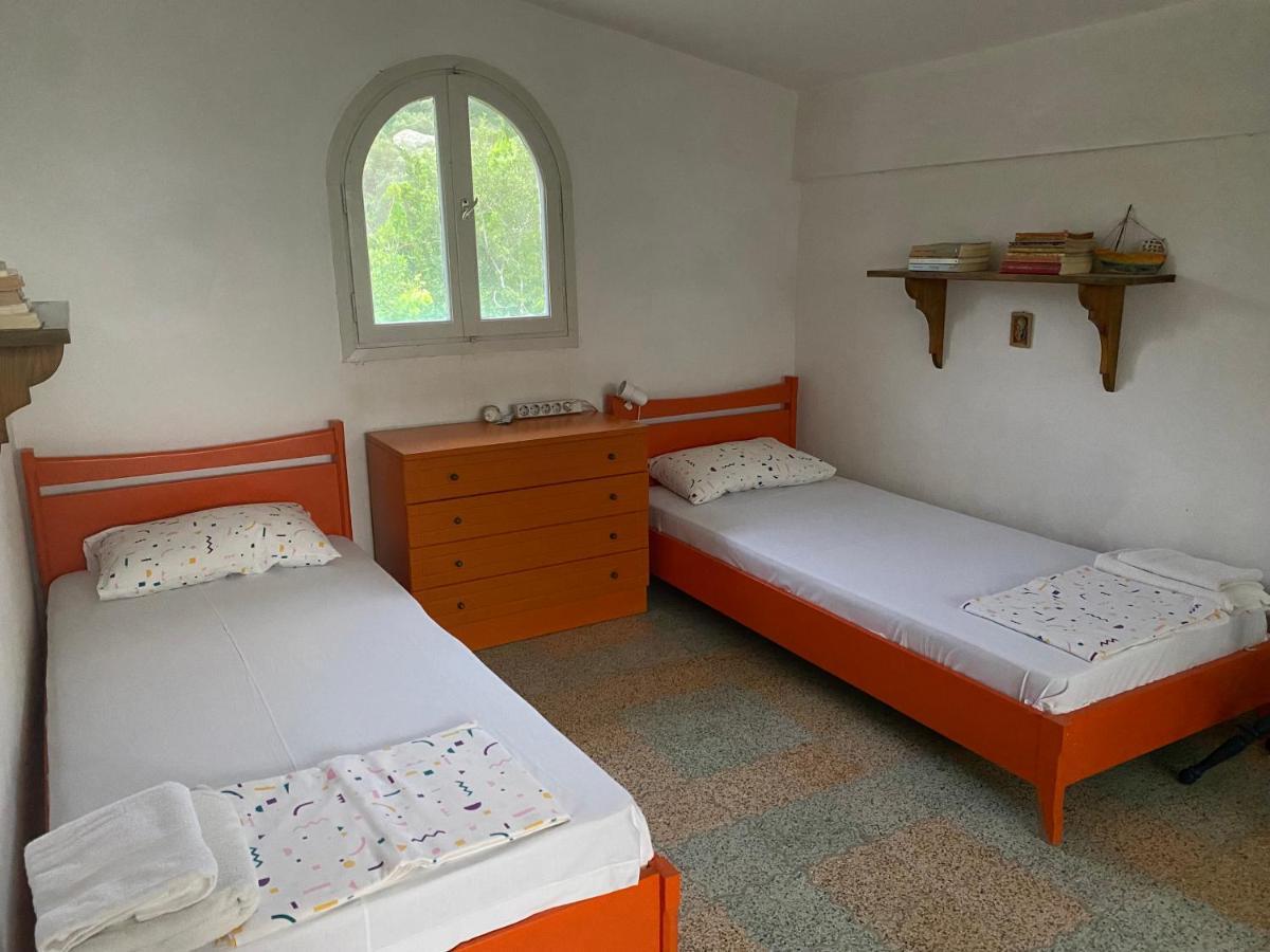 Casa Santa Agua Villa Amoliani Bagian luar foto